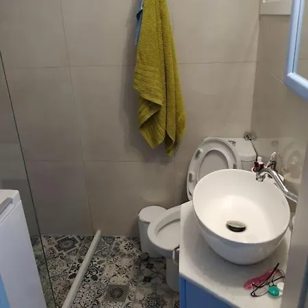 Emeraldi House Apartmán