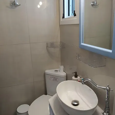 Emeraldi House Apartmán Vlikhón