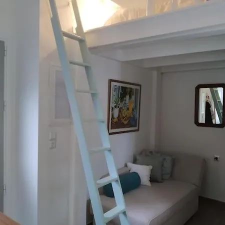Apartament Emeraldi House Vlikhón